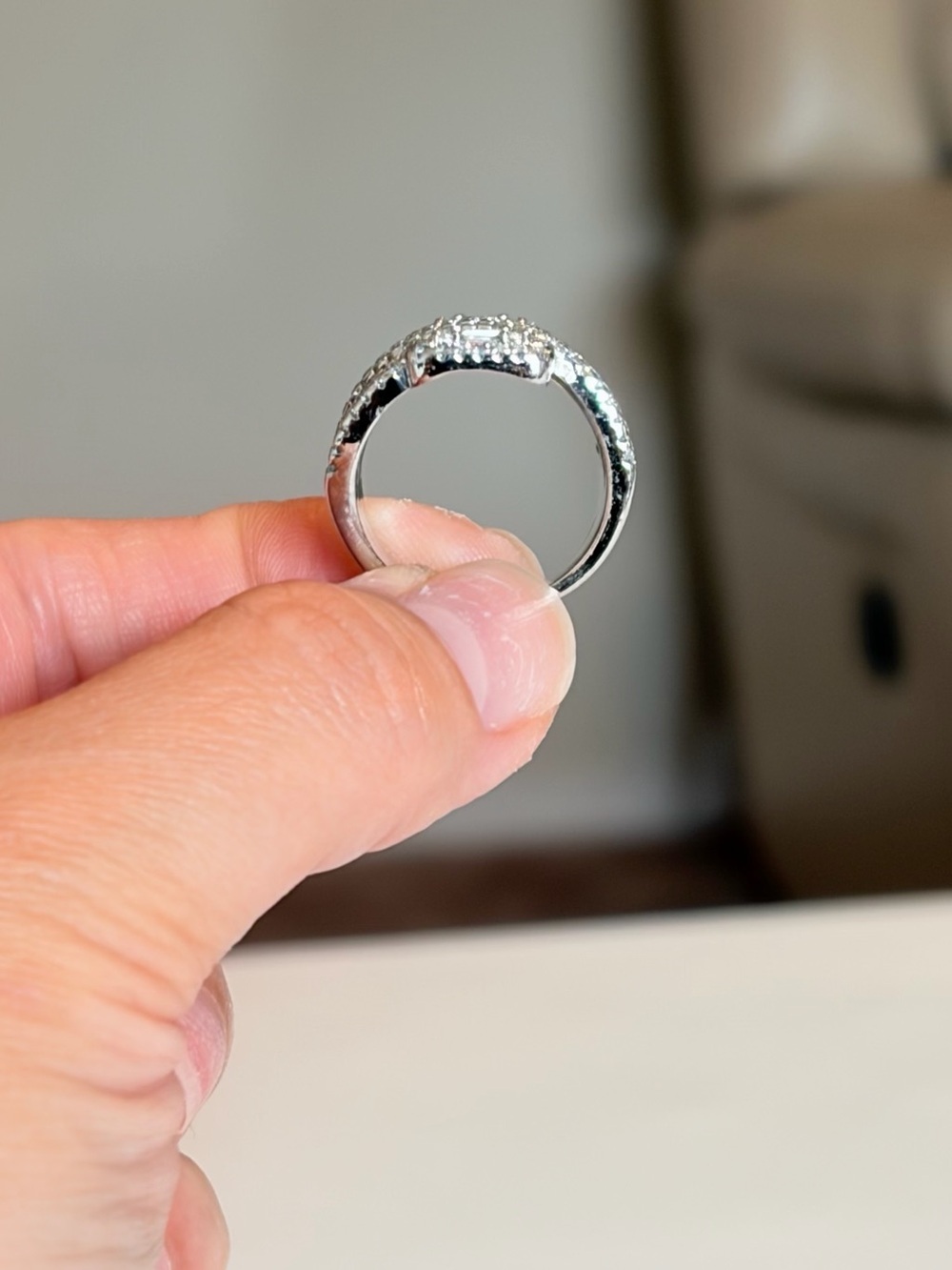 Inlaid Sparkling Synthetic Zirconia Engagement Ring. - Picture 8 of 11